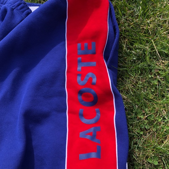 Lacoste shorts - Picture 4 of 5